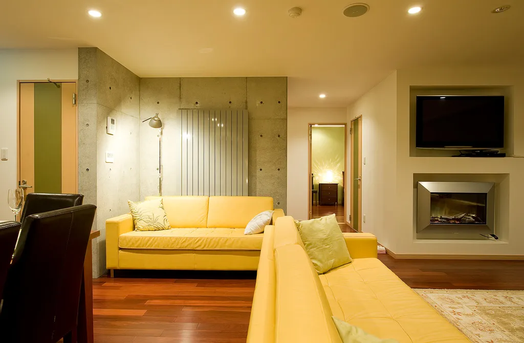 2012-05-04 Cecuko C Interior edits - Glen Claydon Photography